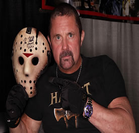 Kane Hodder voudrait rejouer Jason dans un nouveau vendredi 13